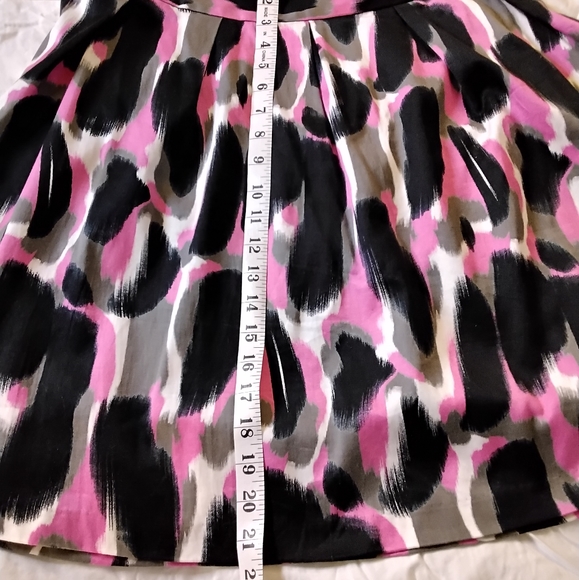 Pink  Black White A-Line Skirt Abstract Size 4 - Picture 3 of 7
